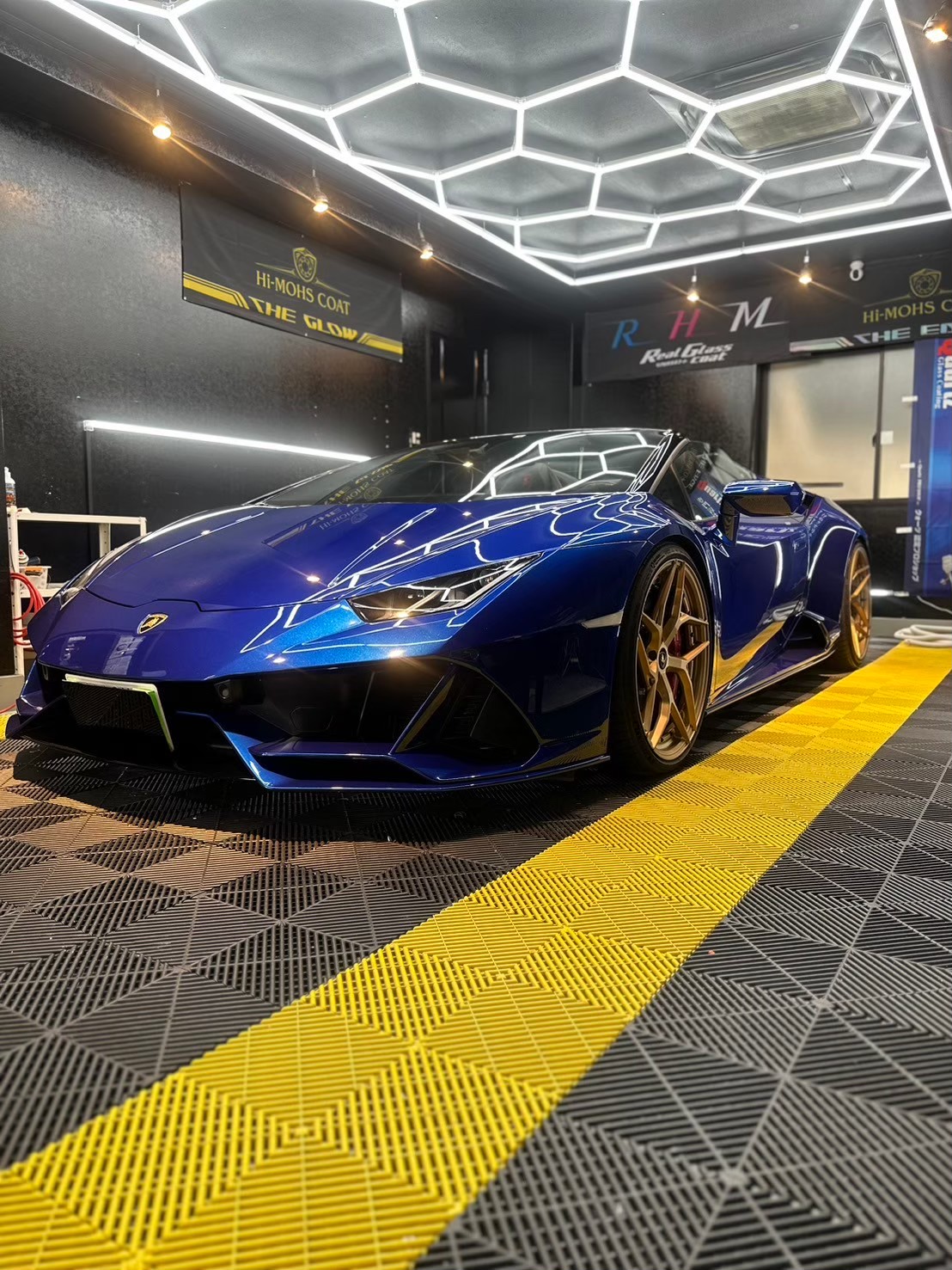 ランボルギーニ カーコーティング 大阪 auto works Grow